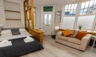 Cosy Studio in Central Reading - 9