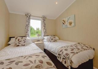 Woodhall Country Park Lodges - Woodhall Spa - 3