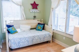Sunshine Villa - 1