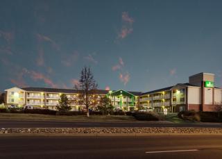 HomeTowne Studios by Red Roof Denver - Thornton - Thornton - 3