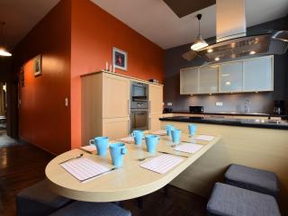 Holiday Home in Saint-Hubert with Fenced Garden - Saint-Hubert - 1