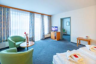 Hotel Rostock West im "Kritzmow Park" - 7