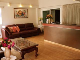 Hotel De Ratt - Cidade Phuket - 7