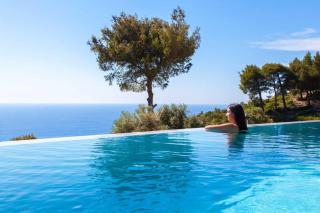 Villa Mirtes with breathtaking sea view,close to Porto Katsiki and Egremni - Póndi - 0