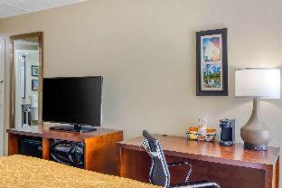 Comfort Inn Atlanta Airport - 8