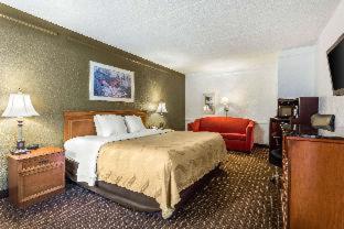 Quality Inn & Suites Airport - 4