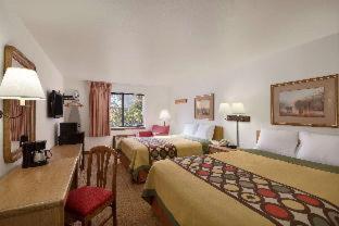 Super 8 by Wyndham Jackson Hole - 3
