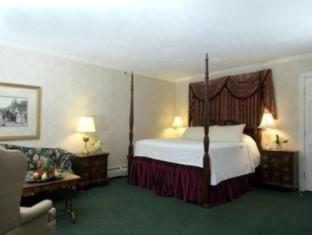 Concord's Colonial Inn - 9