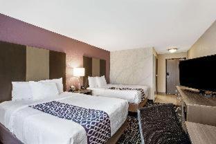 La Quinta by Wyndham Fayetteville - Fayetteville - 4