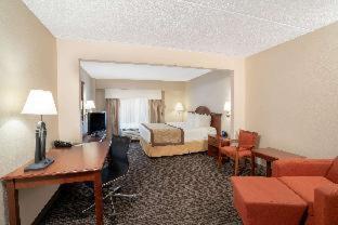 Wingate by Wyndham Charlotte Airport - 6