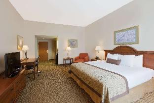 Wingate by Wyndham Charlotte Airport - 5