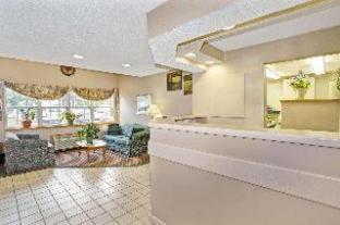 Microtel Inn by Wyndham Raleigh-Durham Airport - Morrisville - 9