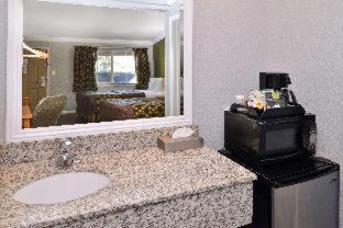Americas Best Value Inn Los Banos - Los Banos - 8