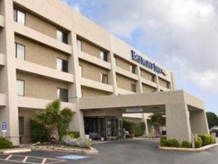 Baymont by Wyndham Arlington At Six Flags Dr - Arlington - 6