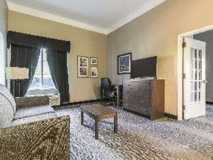 La Quinta by Wyndham Tomball - 8