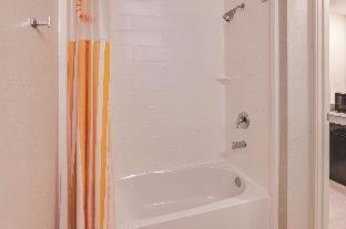 La Quinta by Wyndham Philadelphia Airport - Essington - 2