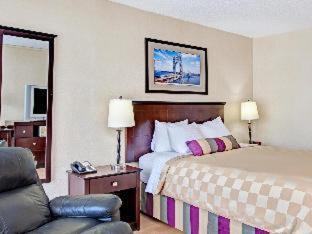 Quality Inn Wayne - Fairfield Area - 4