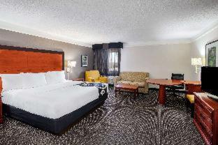 La Quinta by Wyndham Houston Baytown East - Baytown - 8