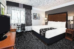 La Quinta by Wyndham Houston Baytown East - Baytown - 5