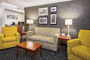 La Quinta by Wyndham Houston Baytown East - Baytown - 4