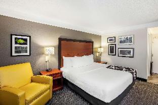 La Quinta by Wyndham Houston Baytown East - Baytown - 2