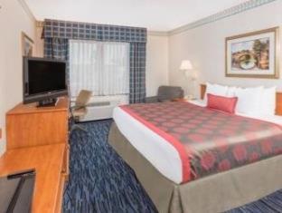 Ramada by Wyndham Kent Seattle Area - Kent - 5