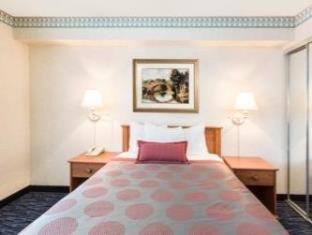 Ramada by Wyndham Kent Seattle Area - Kent - 4