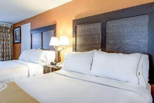 Quality Inn Creekside - Downtown Gatlinburg - 6