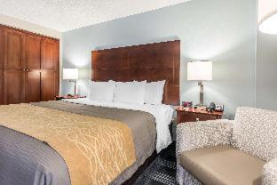 Comfort Inn SW Omaha I-80 - 1