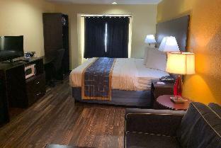 Days Inn & Suites by Wyndham Tampa/Raymond James Stadium - Tampa - 9