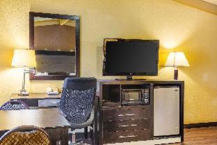Econo Lodge - Clarks Summit - 6