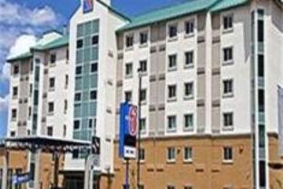 SureStay Plus Hotel by Best Western Niagara Falls East - Niagarafälle - 9
