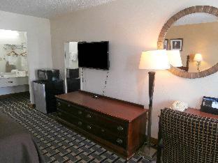 Americas Best Value Inn Douglasville - Douglasville - 8
