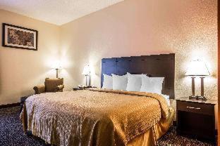 Quality Inn Union US Hwy 176 - 4