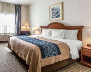 The Hanford Hotel - 7
