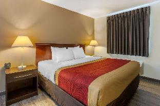 Econo Lodge Inn & Suites Fairgrounds - Des Moines - 4