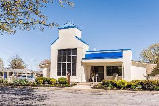 Travelodge by Wyndham Essington / Philadelphia Airport - 7