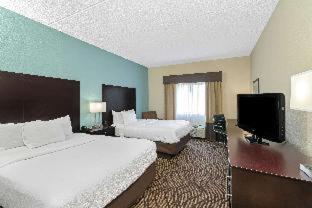 La Quinta by Wyndham Knoxville Airport - 9