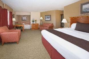 AmericInn by Wyndham Laramie Near University of Wyoming - 9