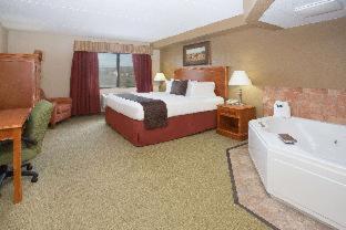 AmericInn by Wyndham Laramie Near University of Wyoming - 5