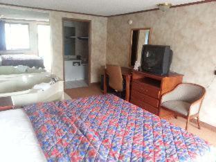Travelodge by Wyndham Monroe - Monroe - 2