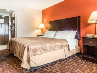 Quality Inn & Suites - Lawrenceburg - 4