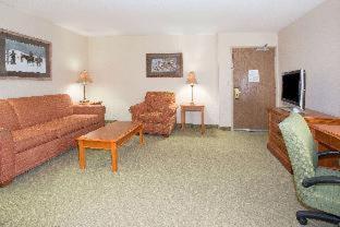 AmericInn by Wyndham Laramie Near University of Wyoming - 4