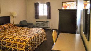 California Suites Motel - 6