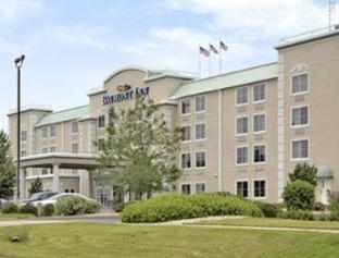 Baymont by Wyndham Rockford - Rockford - 9
