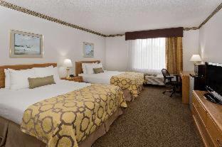 Baymont by Wyndham Rockford - Rockford - 7