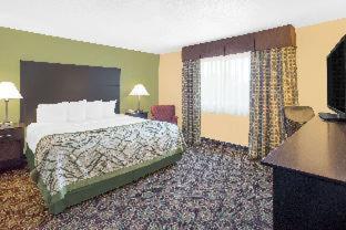 Baymont by Wyndham Holland - 5