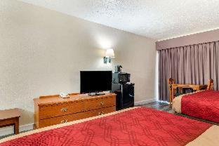 Econo Lodge - Perry National Fair Ground Area - Perry - 6