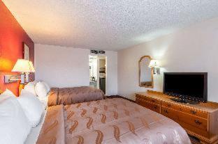 Quality Inn - 5