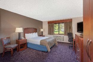 AmericInn by Wyndham Hutchinson - 5